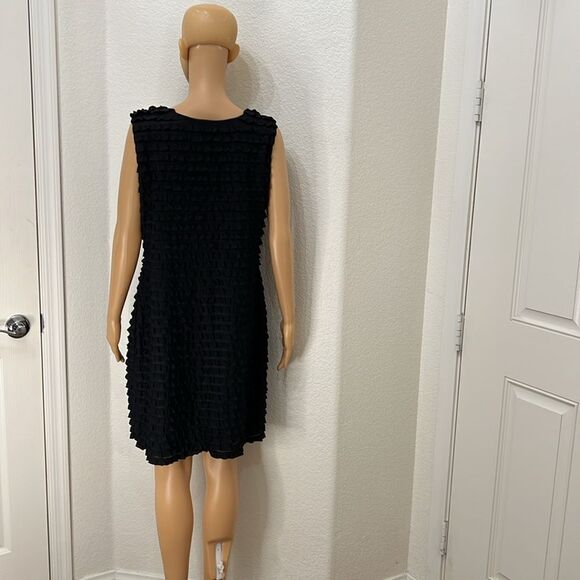 Ronni Nicole Woman’s Dress Black Size 16 Slimming V Neck Sleeveless Midi Lined - Picture 6 of 8